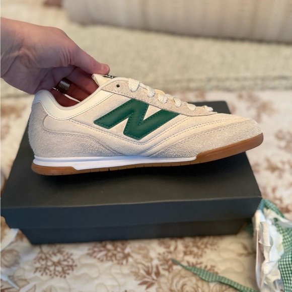 NIB New Balance RC42 Sneakers with Anthro Novelty Laces - Picture 7 of 16